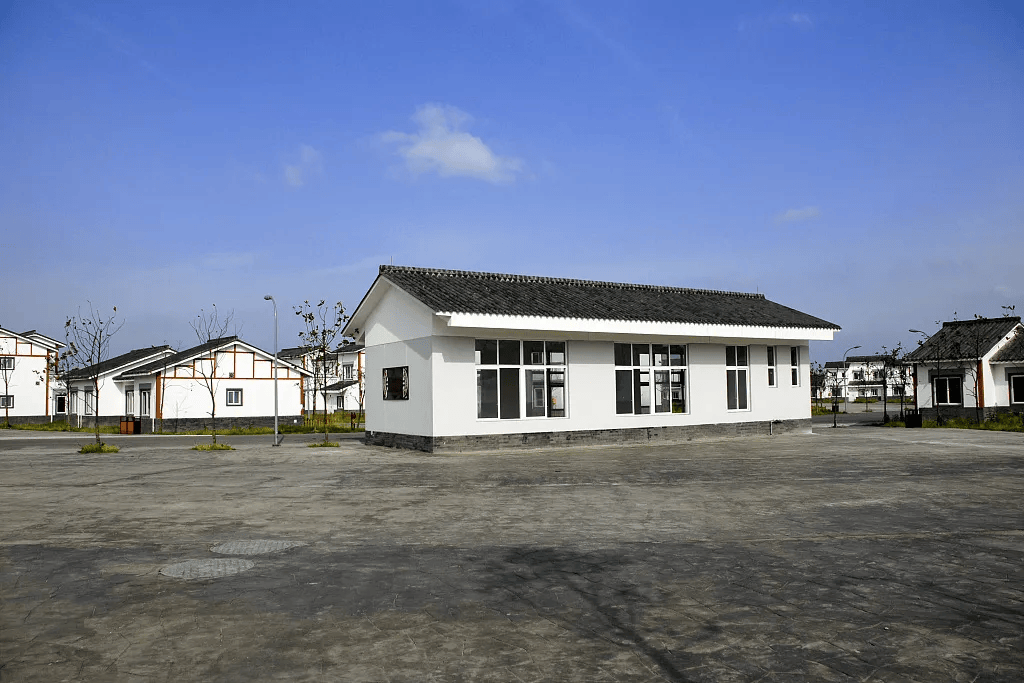 四川新規(guī)4月起實(shí)施 禁止變相強(qiáng)迫旅游者購物，嚴(yán)控生鮮食用農(nóng)產(chǎn)品過度包裝